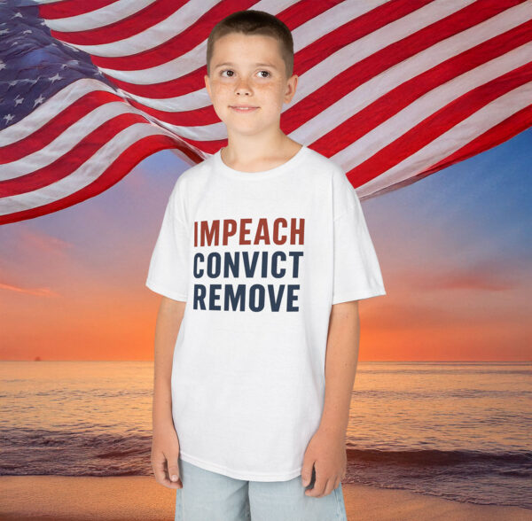 Impeach Convict Remove T-Shirt Kids